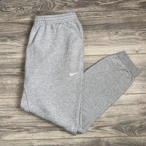 Nike Sweatpants - Picture 2 of 2